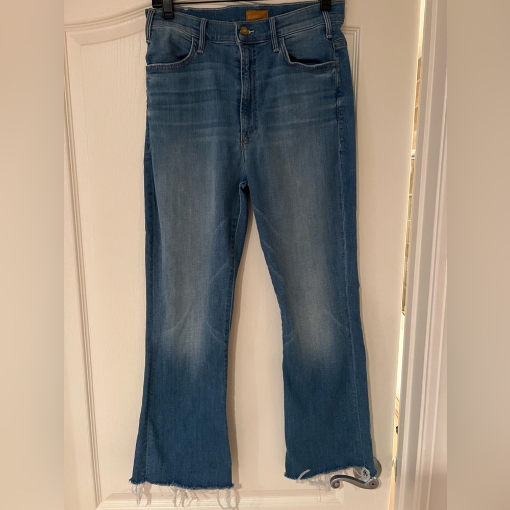 MOTHER the hustler ankle jean with frayed bottoms